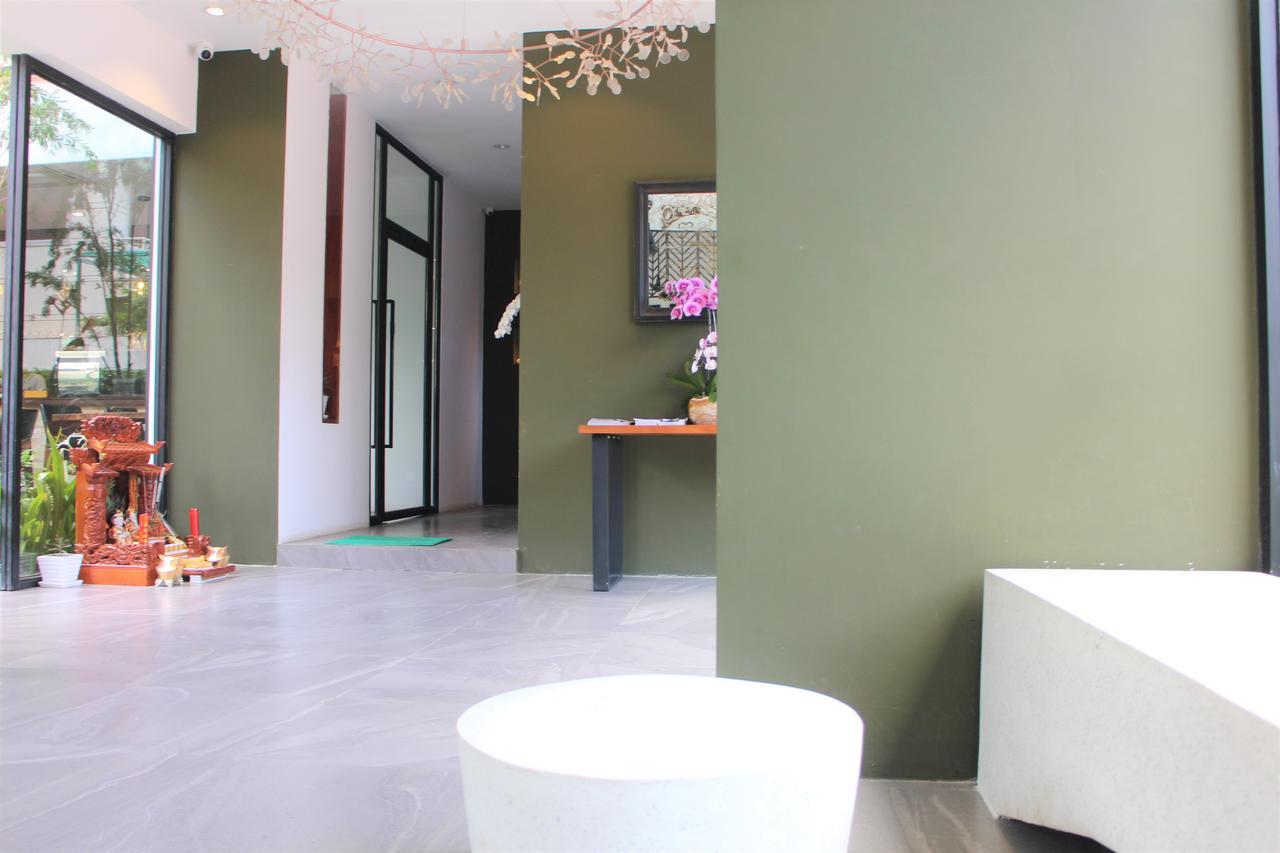 De Ninth Boutique Hotel & Spa Phnom Penh Exterior photo
