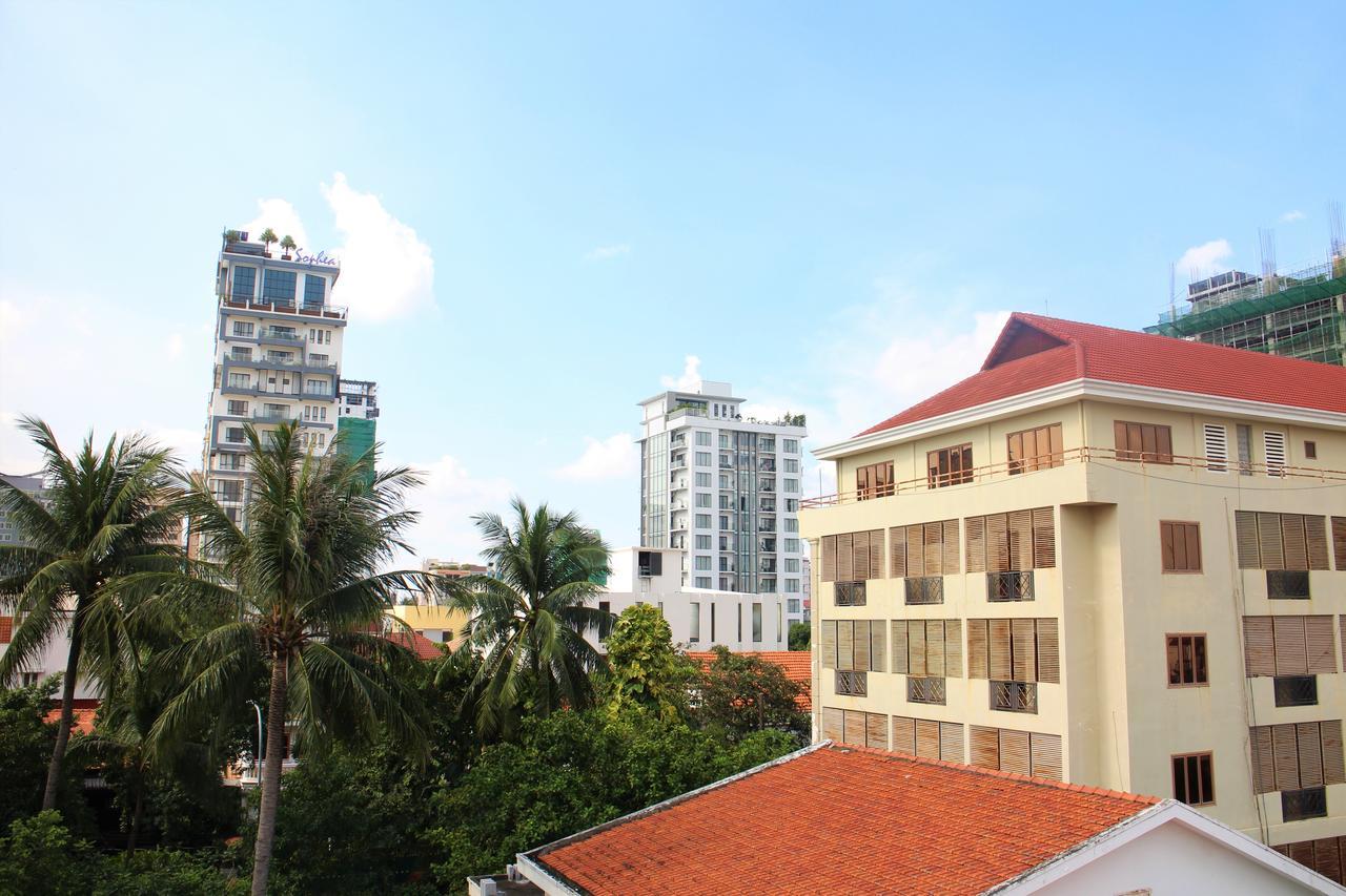 De Ninth Boutique Hotel & Spa Phnom Penh Exterior photo