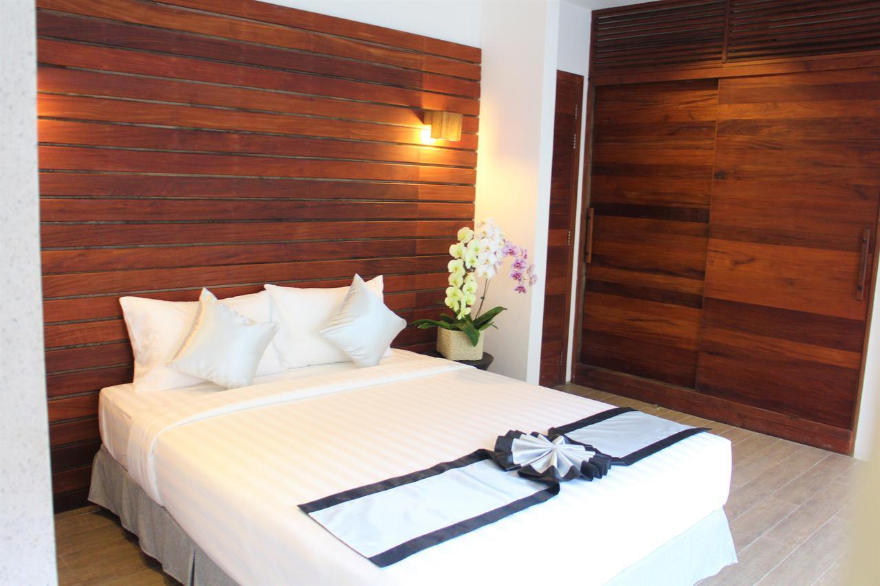 De Ninth Boutique Hotel & Spa Phnom Penh Exterior photo